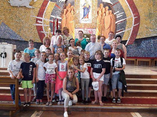 Pielgrzymka dzieci pierwszokomunijnych do Sanktuarium NMP Wspomożenia Wiernych w Rumi Czerwiec 2019 roku