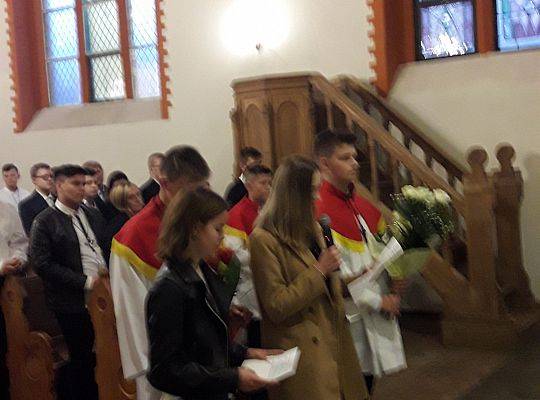 Uroczystość udzielenia Sakramentu Bierzmowania młodzieży Parafii Garczegorze 2.10.2019r.